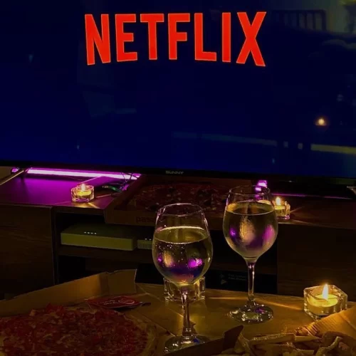  Tam Netflix hesabı 5 ekran